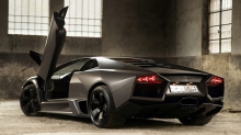 Серый Lamborghini Reventon, двери в ламбо-стиле, задняя оптика